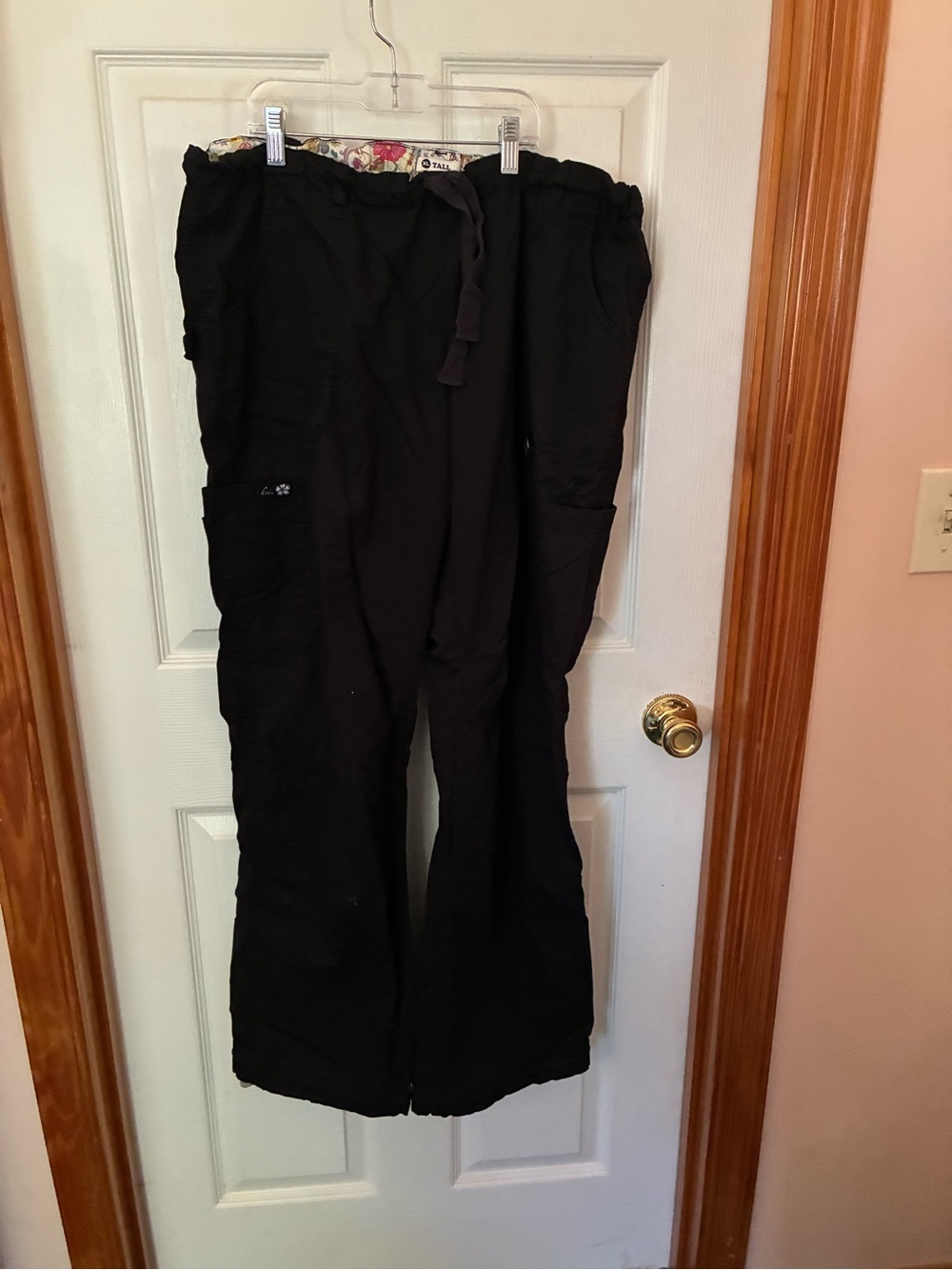 koi Women's Wide Leg Scrub Pants in Black xl TALL